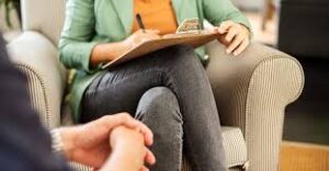 5 نشانه هشداردهنده که می‌گویند وقت مشاوره روانشناسی فرا رسیده است